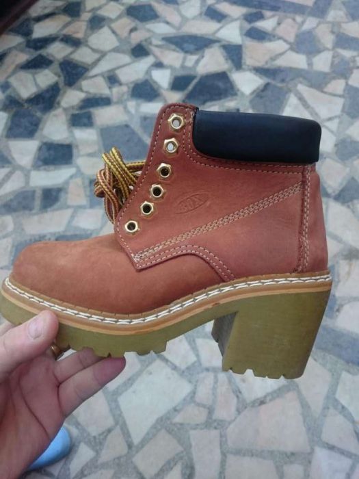 Ghete piele dama nr.35