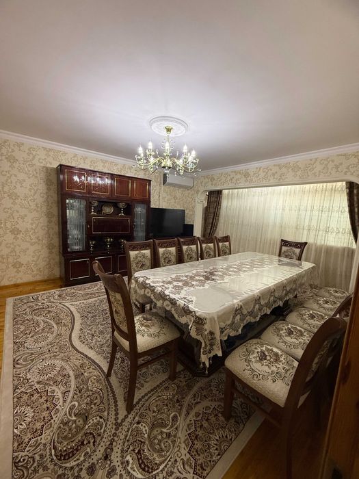 Продаю свою 4-х комнатную квартиру! Юнусабад 4-квартал, 4/2/4. Биллур.