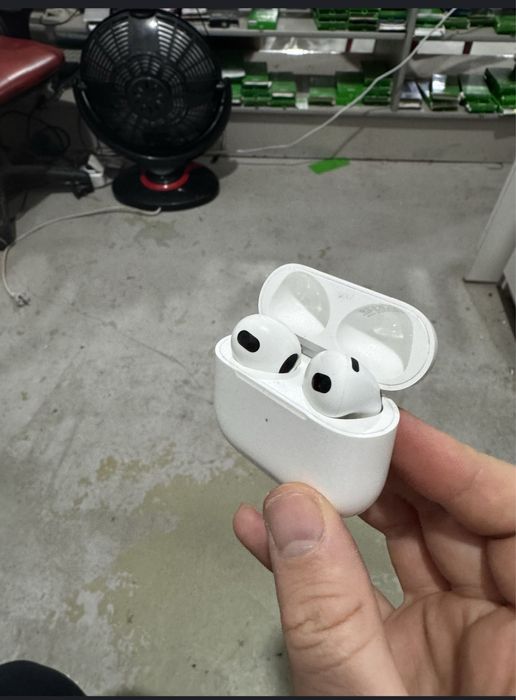 ОРИГИНАЛ  аирподс 3 45000 тг