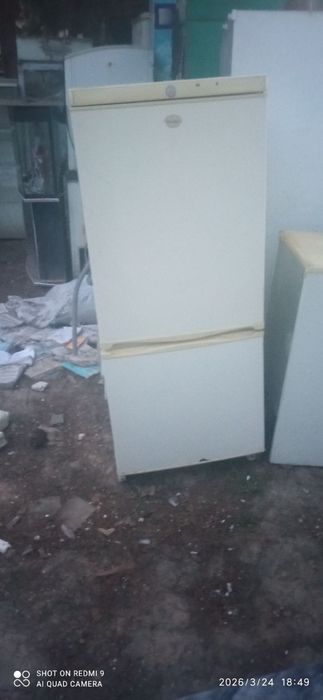 Холодильник срочно продается