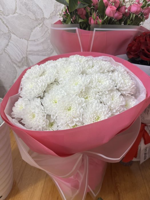 Цветы б/у в хорошем состоянии