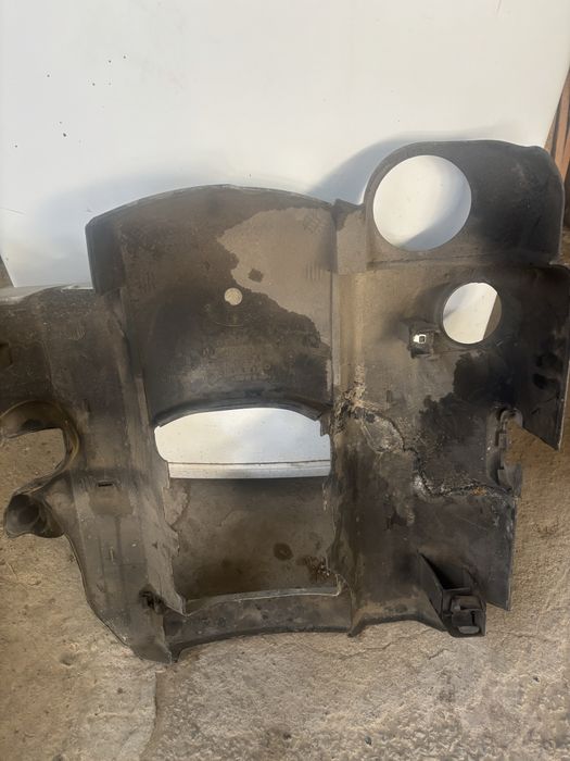 Крышка двигателя м112 м фары мл163 дорест