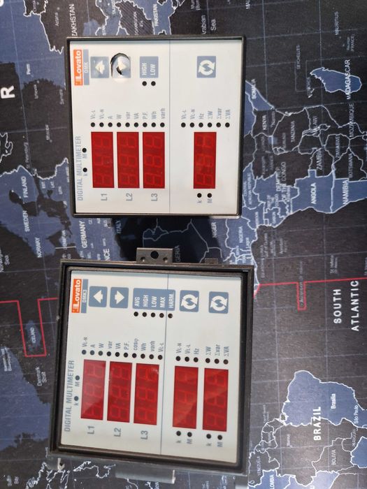 Centrala electrica masura parametrii electrici LOVATO DMK22 Voltmetru