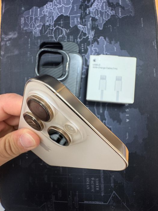 iPhone 16 Pro Gold, 89% baterie