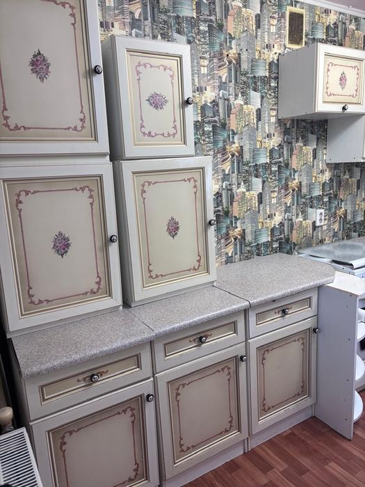 Кухонный гарнитур.