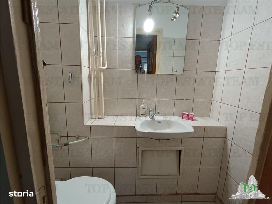 Vanzare apartament 3 camere vedere spate Ion Mihalache