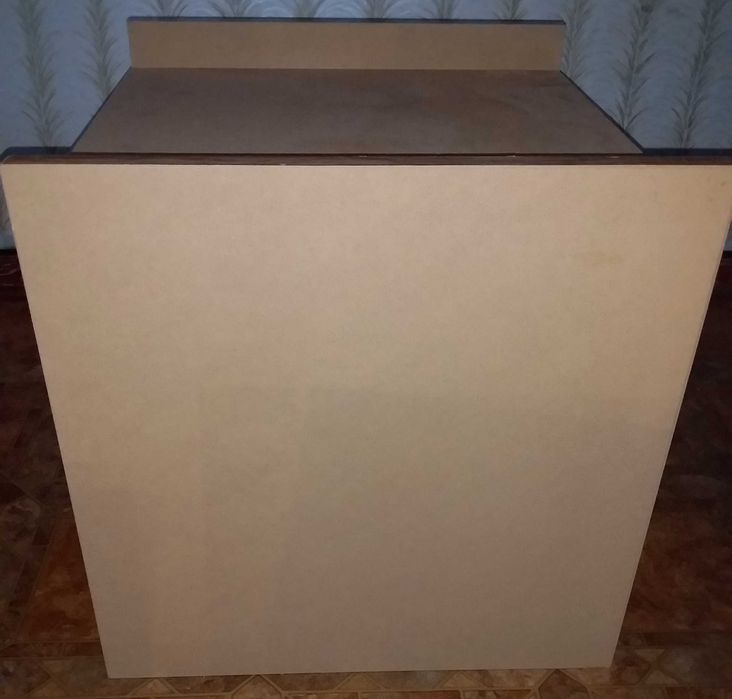 Продается журнальный столик