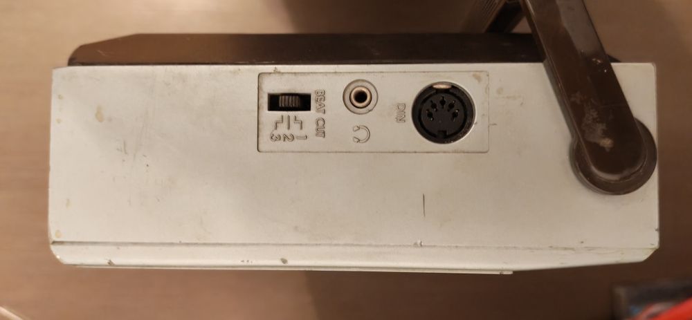 Radiocasetofon Minerva