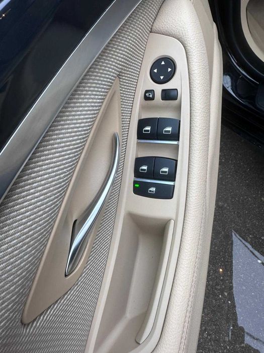Vand autoturism BMW Seria 5