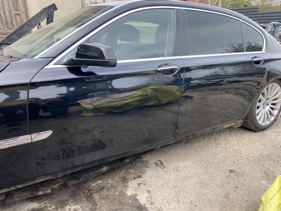 Usa / Usi stanga fata , spate BMW Seria 7 F01 F02 LONG : 475 9