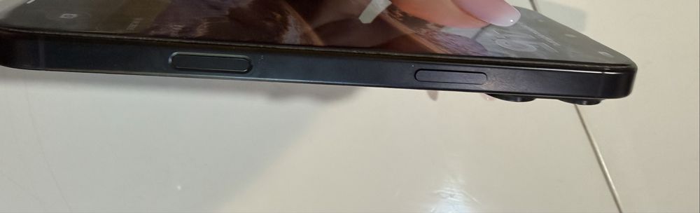 Iphone 16 pro max in stare excelenta