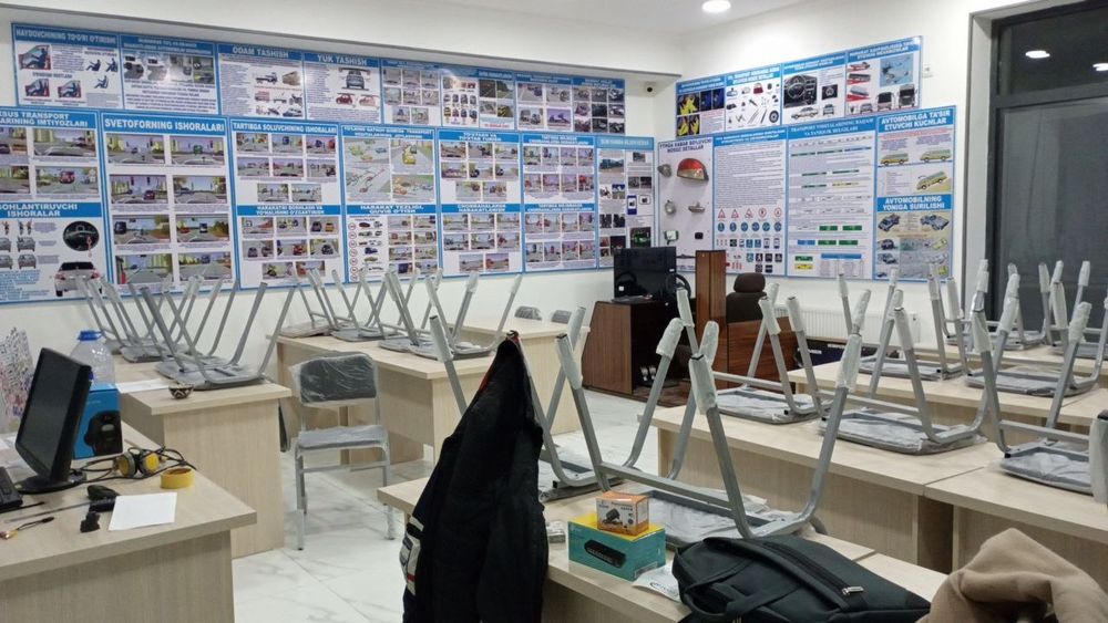 Стол ва стуллар. Синф хона учун. Ишлатилмаган