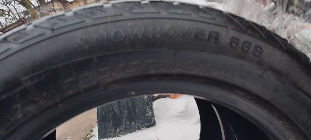 Anvelope iarna TIGAR și Roadmarch 205/55/R16