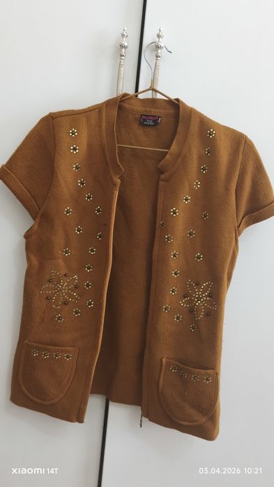 Кийимлер сатылады!