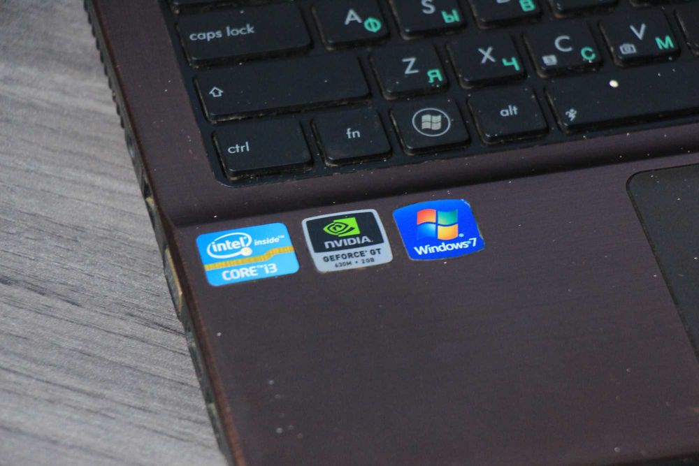 Remont yoki zapchast uchun Asus I3 2 avlod noutbook sotiladi