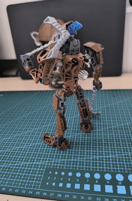 Продаются Лего bionicle 8604