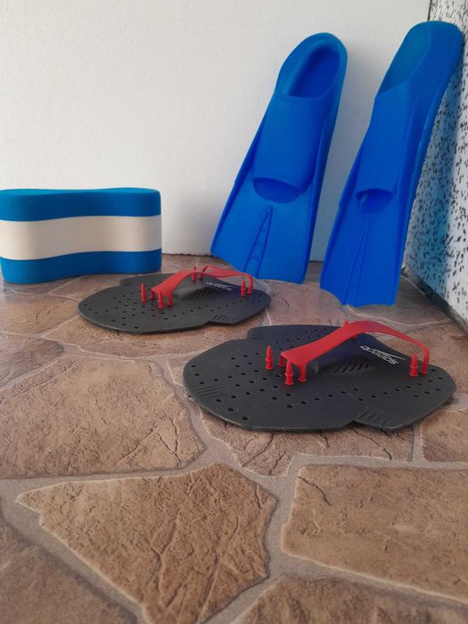 Лот плувни пренадлежности!