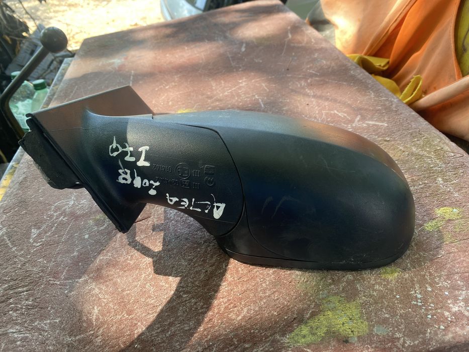 Ляво огледало за сеат алтеа хл