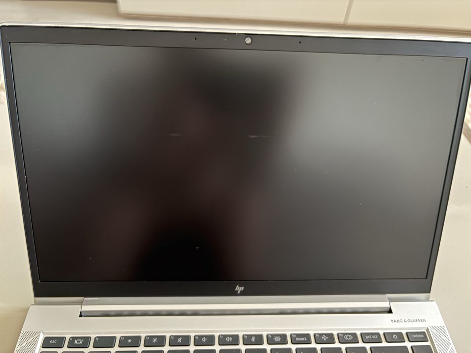 HP EliteBook 840 G8 Premium (i5 Gen 11, 16GB RAM, 512GB SSD) + Cadou Kit Wireless Dell (Mouse/Tastatură)