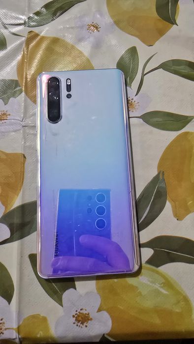 Huawei P30 Pro  Breathing Crystal