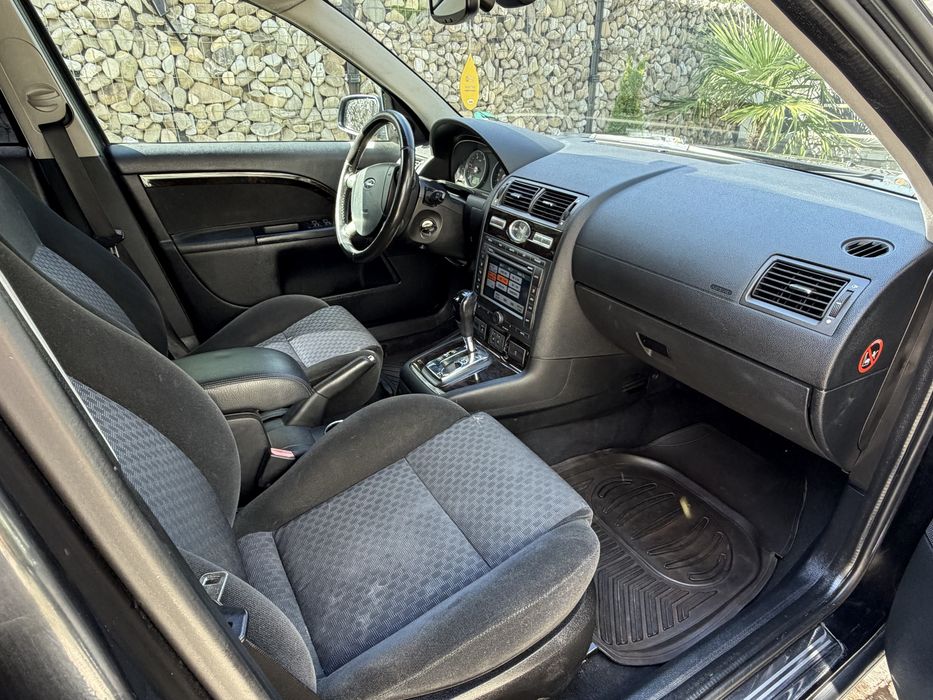 Ford Mondeo 2005 Ghia Automat 2.0tdci 131cp