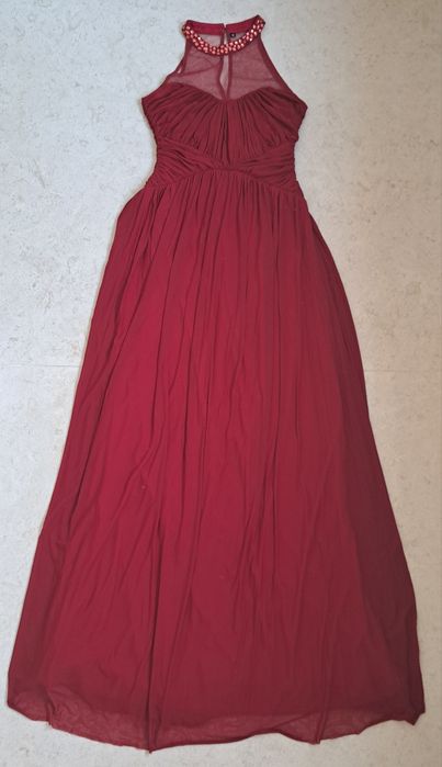 Елегантна рокля в червено М размер