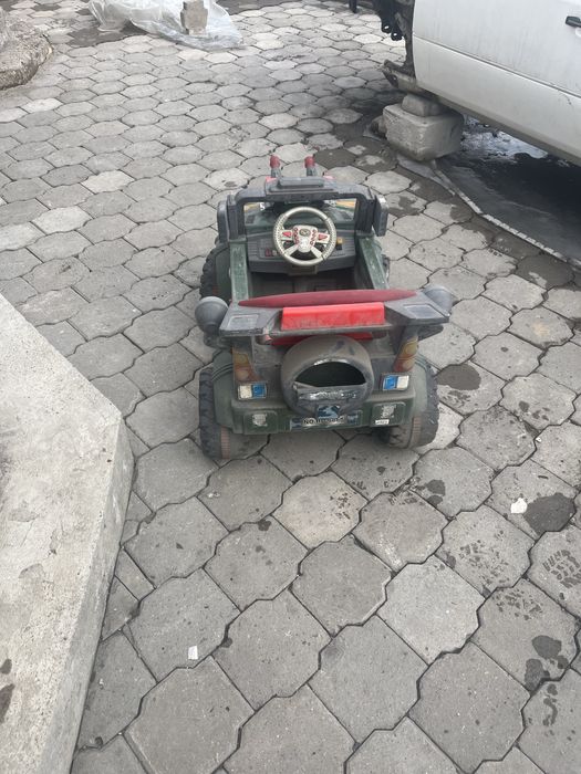 Машина детскаяя