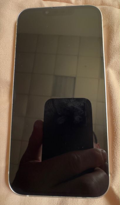 Продам iPhone 13 White, 128GB