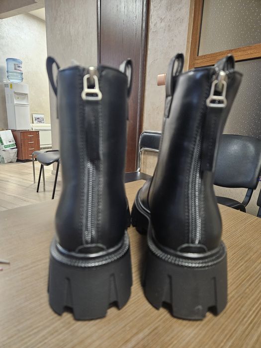 Дамски боти нови