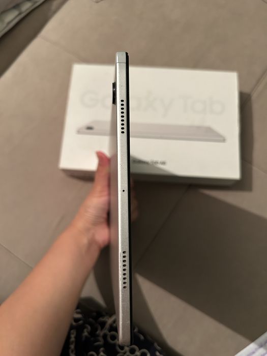 Galaxy Tab A8 продам