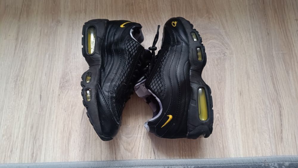 Nike x corteiz black honey mărimea 39