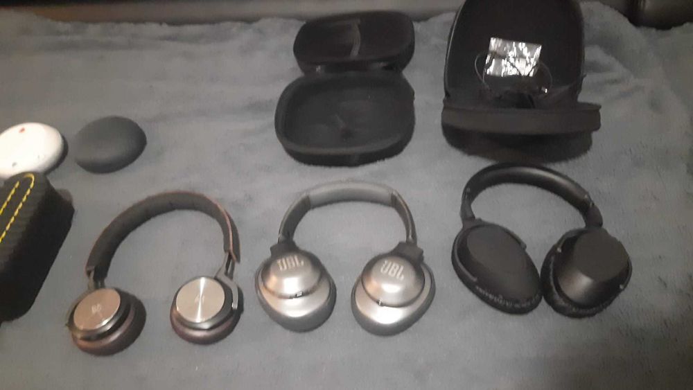 casti Bang & Olufsen, JBL, Sennheiser Epos , Jabra Solomate