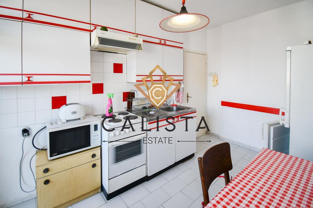 Дава се под наем Тристаен апартамент в София, Център - 105 кв.м за 611.49 € - Снимка #7