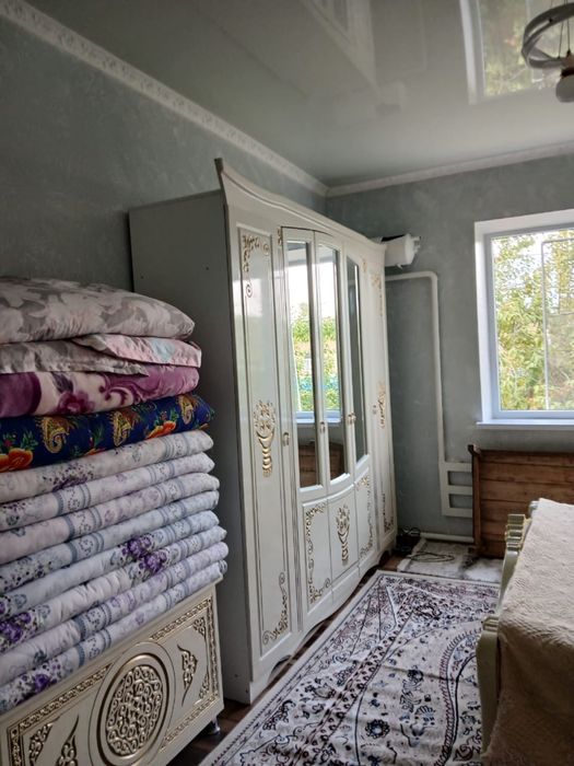 Диван,шкаф сатылады!