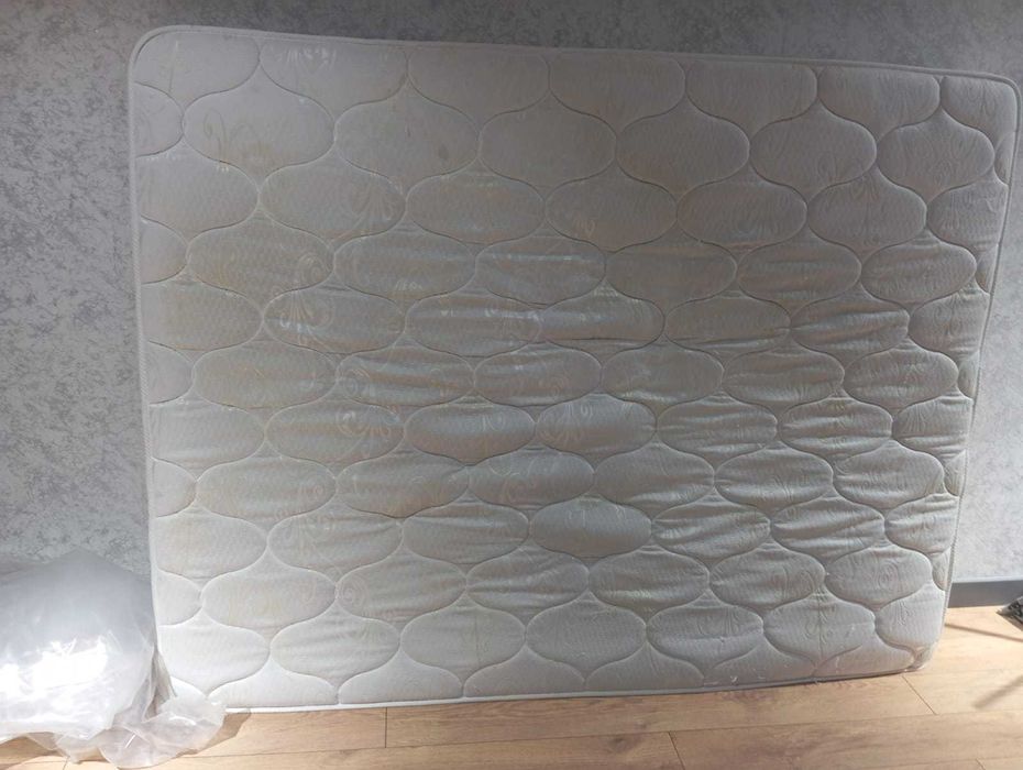 Отдам даром матрас