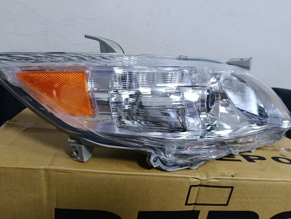 Depo Фара Toyota xv45
