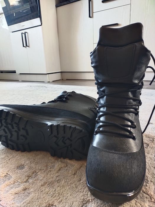 Продам берцы (новые)