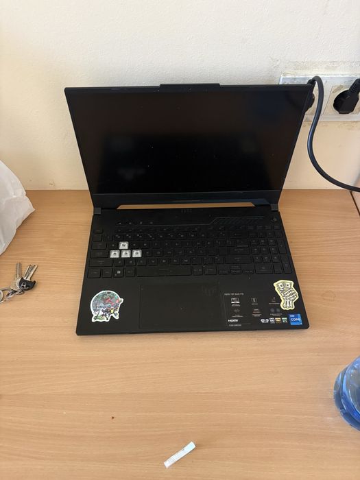 лаптоп asus tuf Dash f15