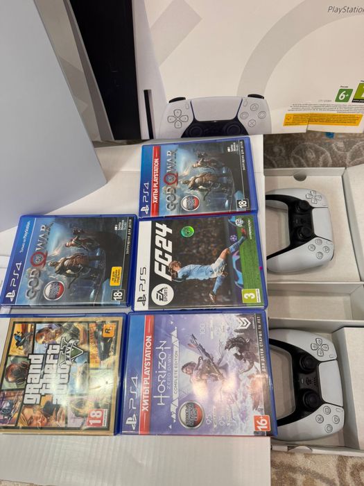 PlayStation 5 (дисковая) + 2 DualSense