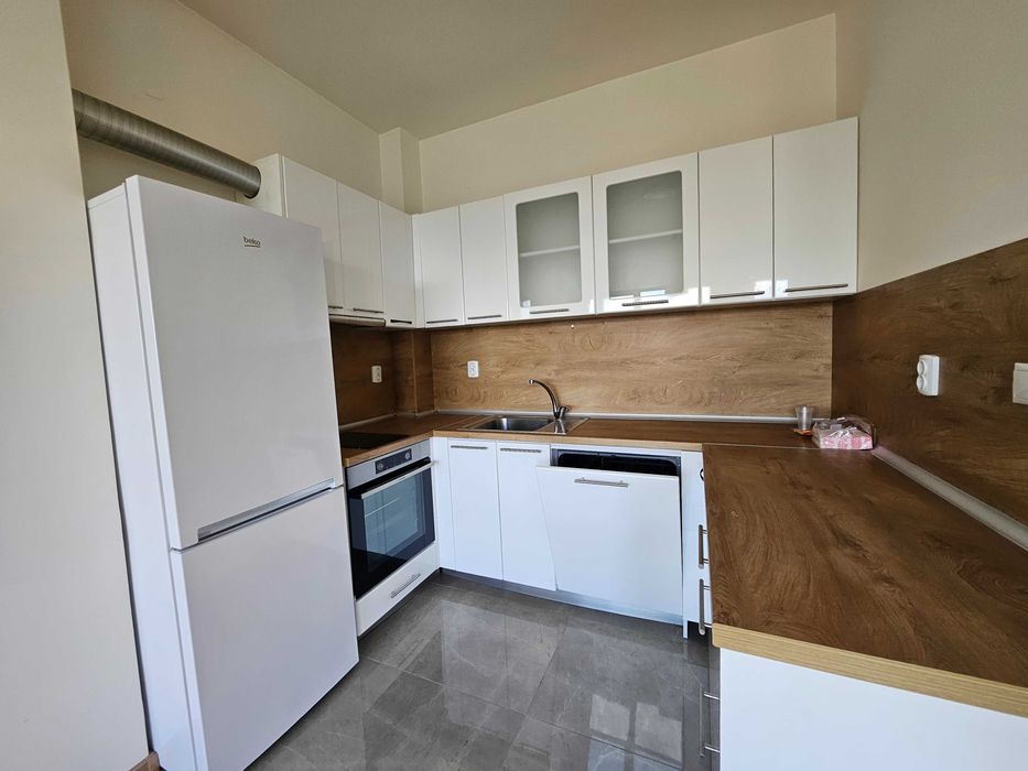 Дава се под наем Тристаен апартамент в Пловдив, Тракия - 85 кв.м за 392.7 € - Снимка #6