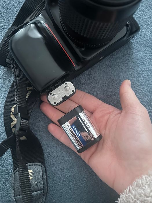 Camera pe film/Aparat pe film/Analog