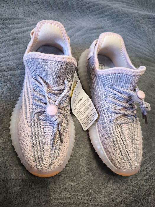 Продам кроссовки детские