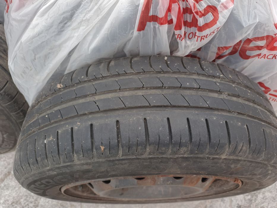 Hankook 185/65 R15 vara + janta otel