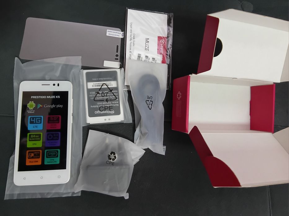 запечатанный новый абсолютно смартфон Prestigio MUZE K5