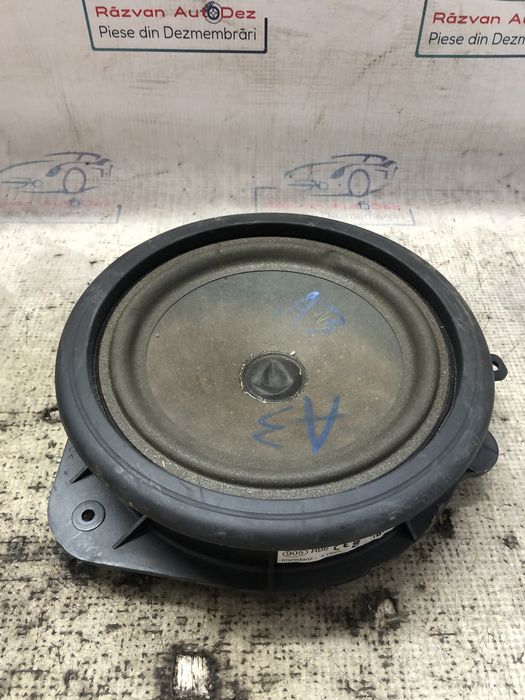 boxa dreapta fata  audi a3 8p 2010