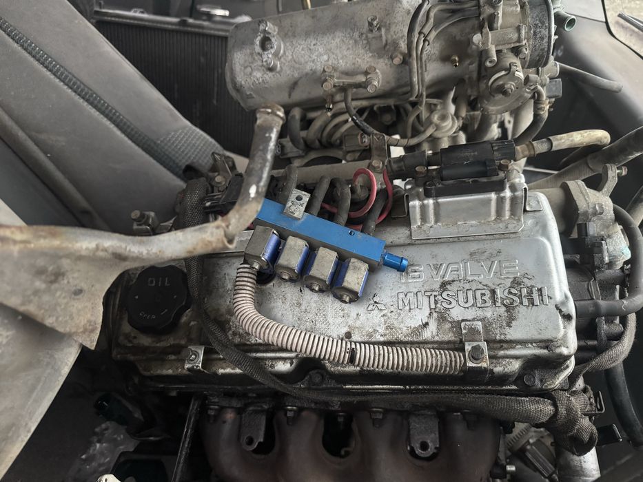 Mitsubishi Space Wagon 2.0i 16v 133hp На Части