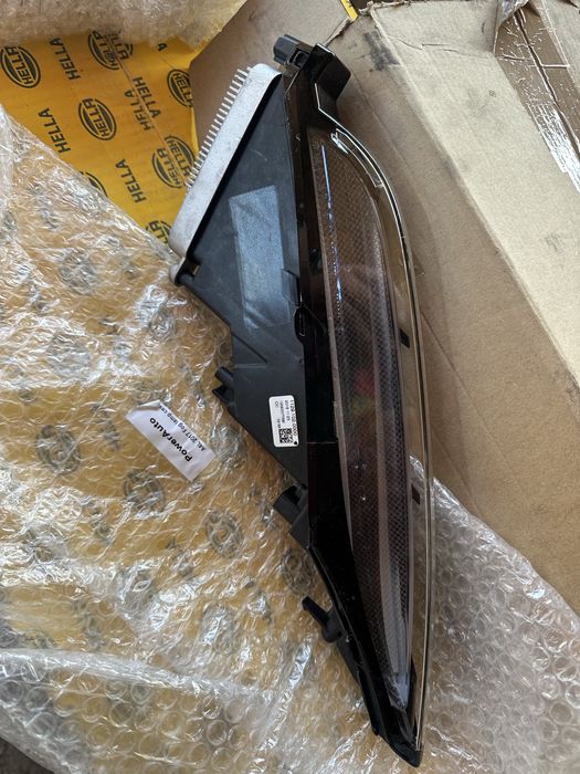 Porsche Macan 19-21г Дясна Лед Дневна Светлина НОВА ОЕМ