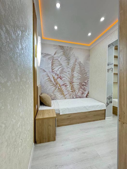 Чилонзор метро якинида шеригликка кизларга