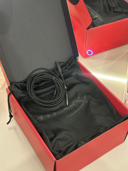 HyperX наушники и мышь