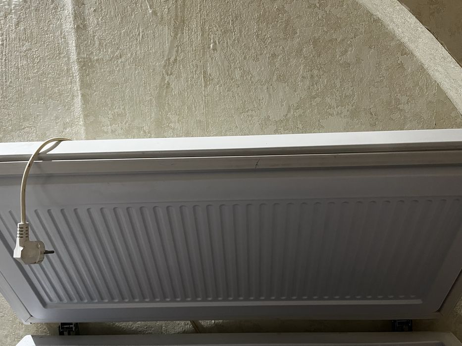 Морозильник продается.